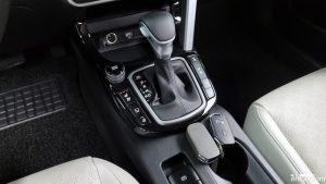 Kia Seltos Дизель 1.6 4WD 2021 года из Южной Кореи