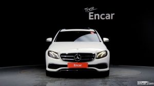 Mercedes-Benz E-Class E250 Avantgarde 2020 года из Южной Кореи