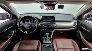 Kia Seltos Бензин 1.6 Turbo 2WD 2020 года из Южной Кореи