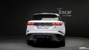 Land Rover Range Rover Velar 2.0 P250 R-Dynamic SE 2022 года из Южной Кореи
