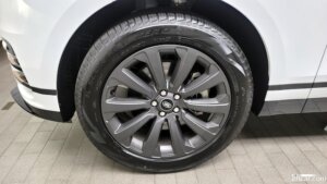 Land Rover Range Rover Velar 2.0 P250 R-Dynamic SE 2022 года из Южной Кореи