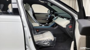 Land Rover Range Rover Velar 2.0 P250 R-Dynamic SE 2022 года из Южной Кореи