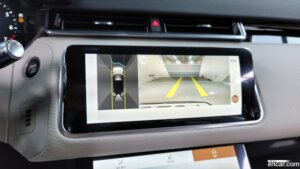 Land Rover Range Rover Velar 2.0 P250 R-Dynamic SE 2022 года из Южной Кореи