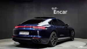 Porsche Panamera 4.0 GTS 2021 года из Южной Кореи