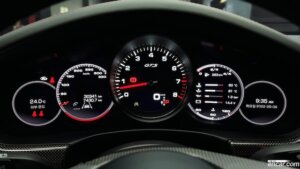 Porsche Panamera 4.0 GTS 2021 года из Южной Кореи