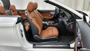 Mercedes-Benz C-Class C200 Cabriolet 2020 года из Южной Кореи