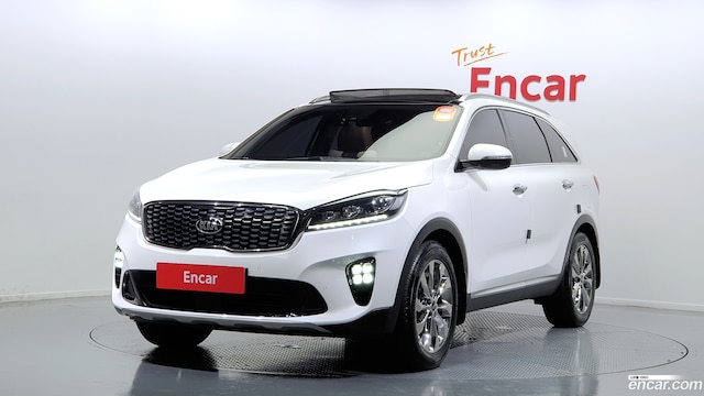 Kia Sorento Дизель 2.2 2WD 2019 года из Кореи