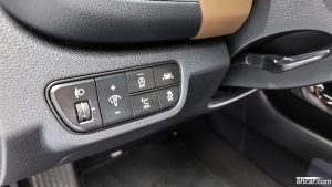 Kia Seltos Дизель 1.6 4WD 2020 года из Южной Кореи