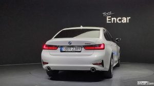BMW 3-Series 320i Luxury 2021 года из Южной Кореи