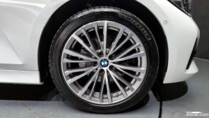 BMW 3-Series 320i Luxury 2021 года из Южной Кореи
