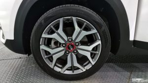 Kia Seltos Бензин 1.6 Turbo 2WD 2020 года из Южной Кореи