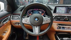 BMW 7-Series 730Ld xDrive M Sport 2020 года из Южной Кореи