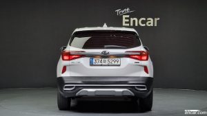 Kia Seltos Бензин 1.6 Turbo 2WD 2021 года из Южной Кореи
