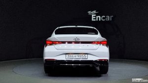 Hyundai AVANTE 1.6 2021 года из Южной Кореи