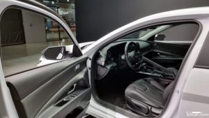Hyundai AVANTE 1.6 2021 года из Южной Кореи