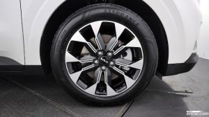 Kia Carnival Бензин 9-Seater Prestige 2023 года из Южной Кореи