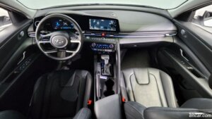 Hyundai AVANTE 1.6 2021 года из Южной Кореи