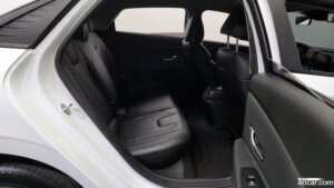 Hyundai AVANTE 1.6 2021 года из Южной Кореи