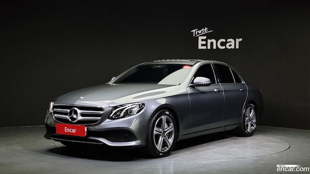 Mercedes-Benz E-Class E300 Avantgarde 2019 года из Кореи