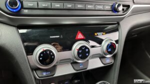 Hyundai AVANTE 1.6 2020 года из Южной Кореи