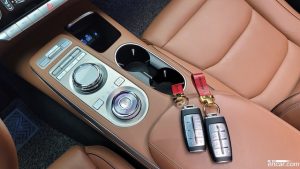 Genesis GV70 2.5T Бензин AWD 2022 года из Южной Кореи