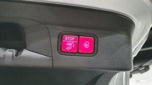 Mercedes-Benz GLC-Class GLC300 4MATIC Coupe 2020 года из Южной Кореи