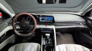 Hyundai AVANTE 1.6 2021 года из Южной Кореи