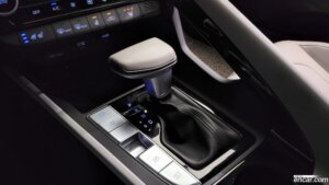 Hyundai AVANTE 1.6 2021 года из Южной Кореи