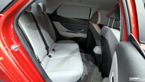 Hyundai AVANTE 1.6 2021 года из Южной Кореи