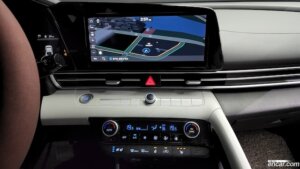 Hyundai AVANTE 1.6 2021 года из Южной Кореи