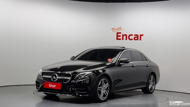Mercedes-Benz E-Class E300 AMG Line 2019 года из Кореи
