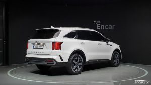 Kia Sorento Дизель 2.2 2WD 2022 года из Южной Кореи