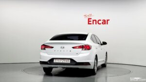 Hyundai AVANTE 1.6 2020 года из Южной Кореи