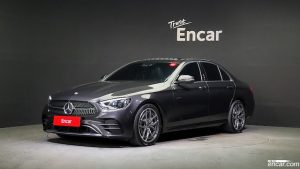 Mercedes-Benz E-Class E220d 4MATIC AMG Line 2021 года из Южной Кореи