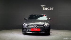Mercedes-Benz E-Class E220d 4MATIC AMG Line 2021 года из Южной Кореи