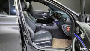 Mercedes-Benz E-Class E220d 4MATIC AMG Line 2021 года из Южной Кореи
