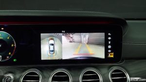 Mercedes-Benz E-Class E220d 4MATIC AMG Line 2021 года из Южной Кореи