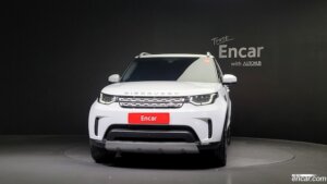 Land Rover Discovery 3.0 SD6 HSE 2020 года из Южной Кореи