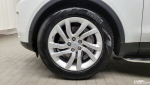 Land Rover Discovery 3.0 SD6 HSE 2020 года из Южной Кореи