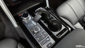 Land Rover Discovery 3.0 SD6 HSE 2020 года из Южной Кореи