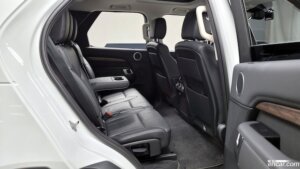 Land Rover Discovery 3.0 SD6 HSE 2020 года из Южной Кореи