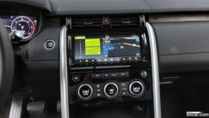 Land Rover Discovery 3.0 SD6 HSE 2020 года из Южной Кореи