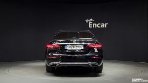 Mercedes-Benz E-Class E250 Exclusive 2021 года из Южной Кореи