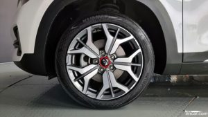 Kia Seltos Бензин 1.6 Turbo 2WD 2020 года из Южной Кореи