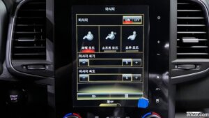 Renault-Korea(Samsung) QM6 2.0 GDe Premiere 2WD 2023 года из Южной Кореи