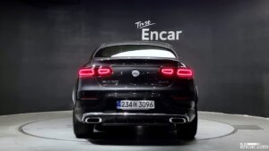 Mercedes-Benz GLC-Class GLC300 4MATIC Premium Coupe 2021 года из Южной Кореи