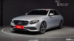 Mercedes-Benz E-Class E250 Avantgarde 2020 года из Южной Кореи