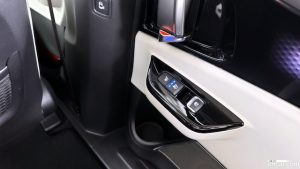 Kia Carnival Бензин 7-Seater Signature 2022 года из Южной Кореи