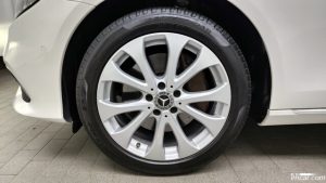 Mercedes-Benz E-Class E300 4MATIC Exclusive 2020 года из Южной Кореи