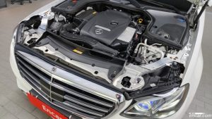 Mercedes-Benz E-Class E300 4MATIC Exclusive 2020 года из Южной Кореи